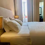Republica Downtown Apartmán